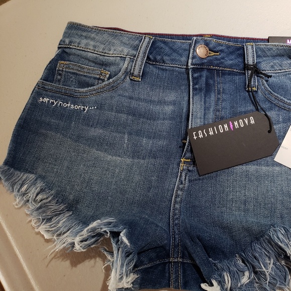 Fashion Nova (Brand New In Bag with Tags) - Picture 2 of 5